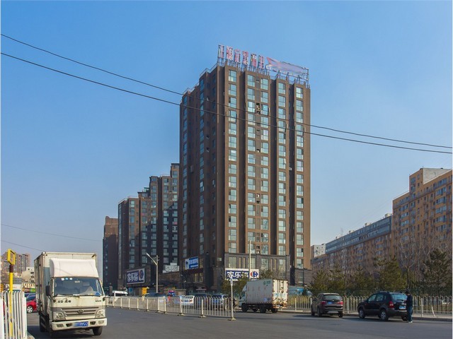 云南小清新维纳斯女装代理加盟